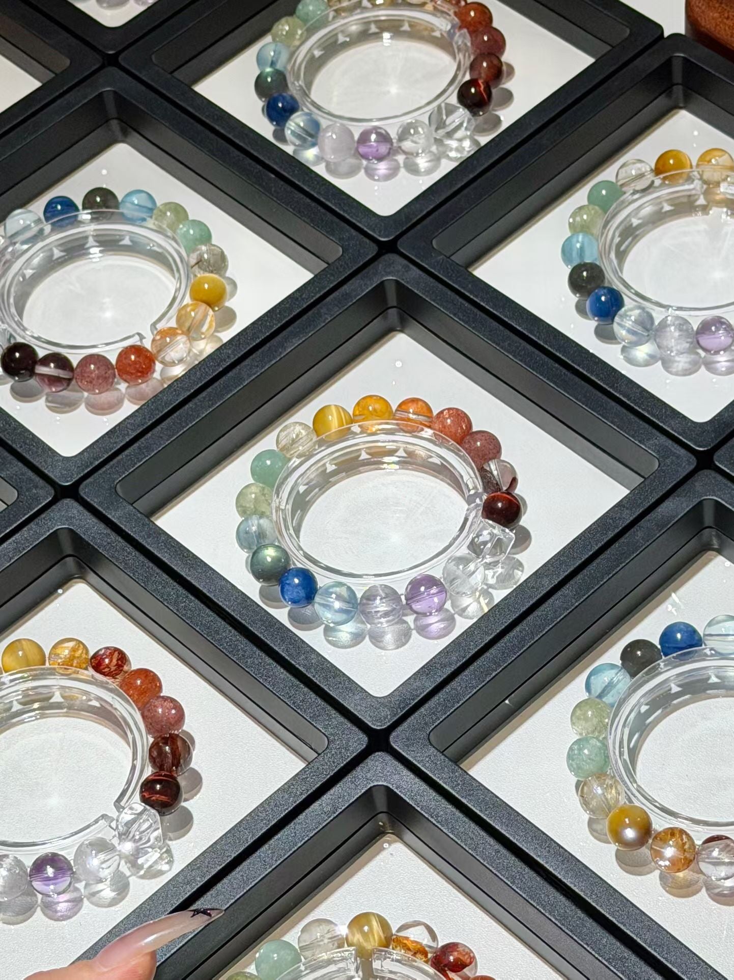 Synergy 18-Crystal Energy Bracelet – Holistic Healing & Daily Mindfulness