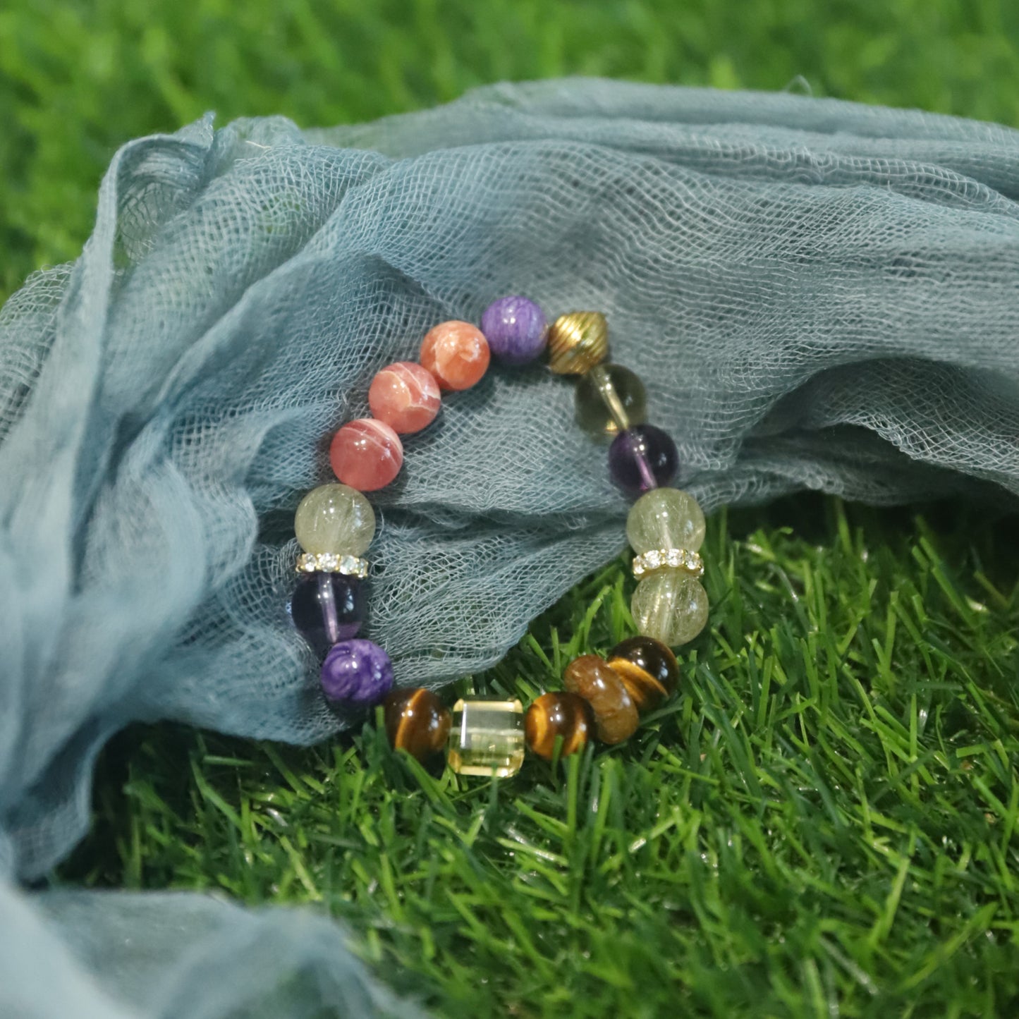 10mm Golden Rutilated Quartz Stretch Round Bead Bracelet | Natural Crystal