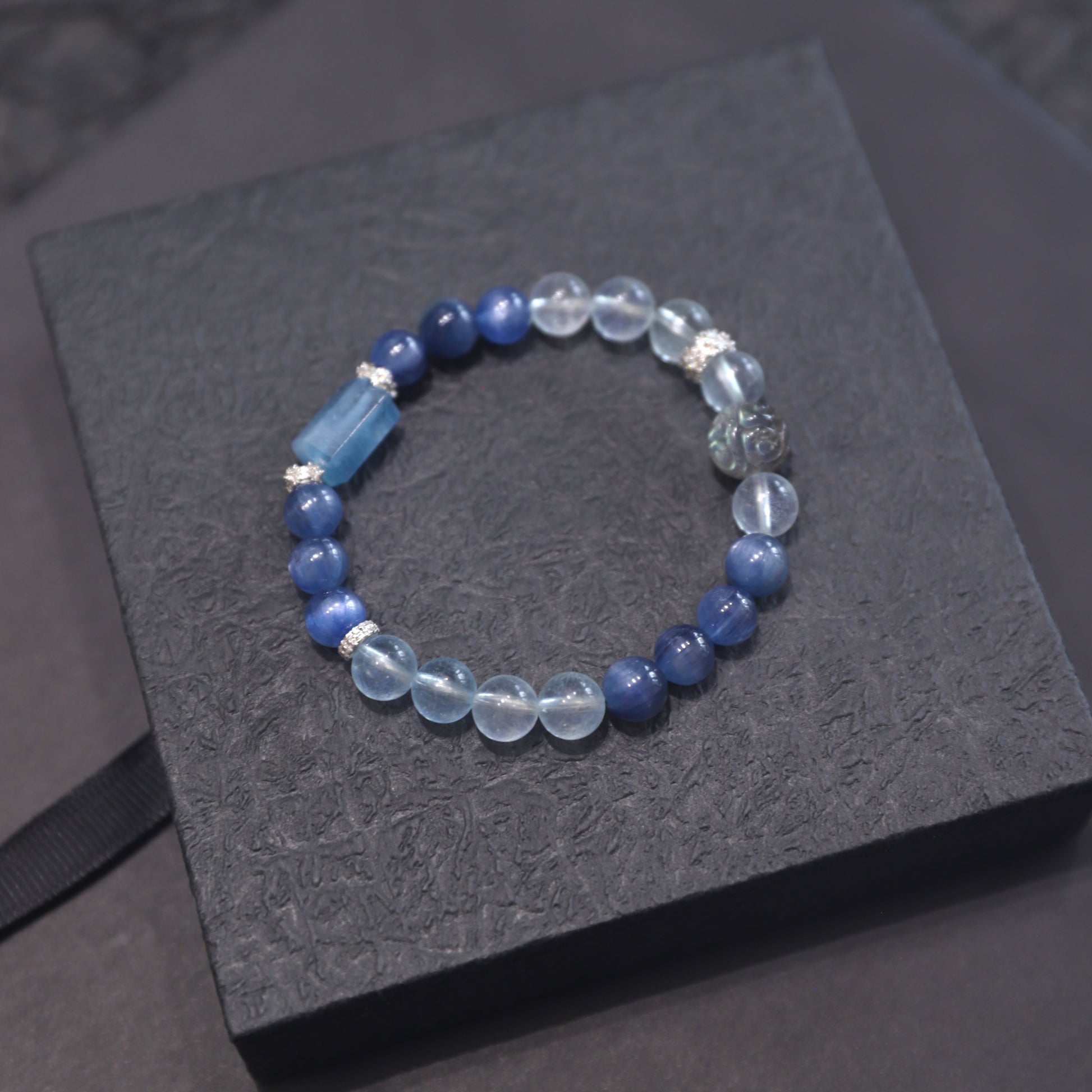 Spacetime Mineral 8mm Kyanite Labradorite Aquamarine Healing Power Beaded Bracelet | Natural Crystal