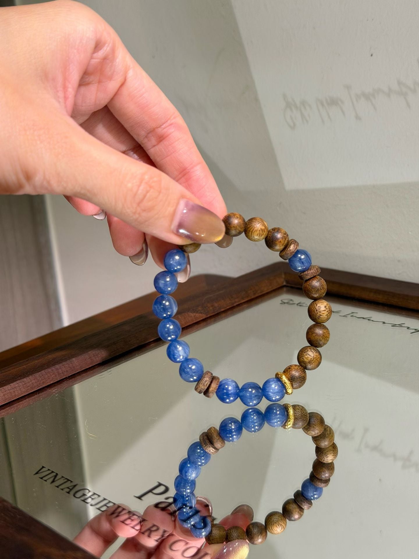 Agarwood & Blue Kyanite Bracelet – For Communicators, Leaders & Seekers of Inner Calm | Unisex Crystal Healing Jewelry